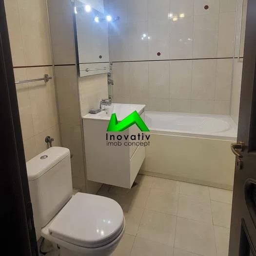 Apartament de inchiriat 4 camere 2 bai balcon Sibiu Strand - Fotografie 1