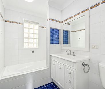 Great Family Home - Photo 5