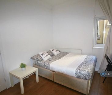 5 bedroom terraced house to rent - Photo 3