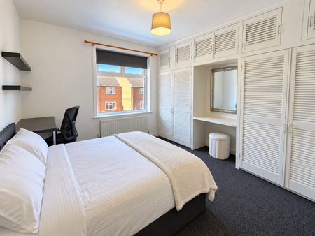 24 Havelock Street - New Kitchen and Spare RoomLoughborough - Photo 4