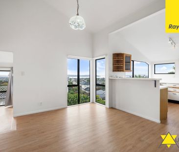 pacious Family Home with Endless Potential in Prime Location - Photo 4