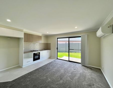 MOORE CREEK- Brand New 1 Bedroom Granny Flat - Photo 3