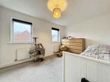 2 bedroom semi-detached house to rent - Photo 4