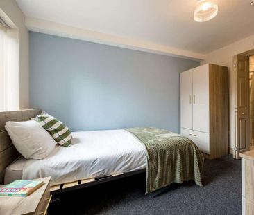 1 bedroom in a house share to rent - Photo 3