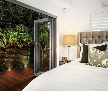 Pet Friendly Stunning, Modern Apartment With Garden Courtyards - Photo 4