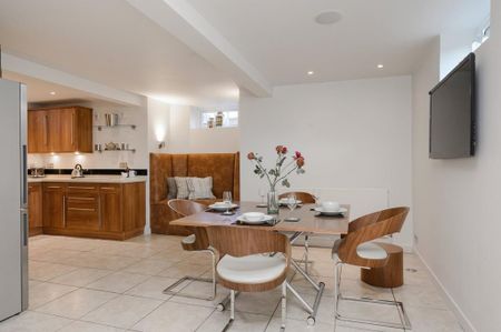 3 bedroom end of terrace house to rent - Photo 4