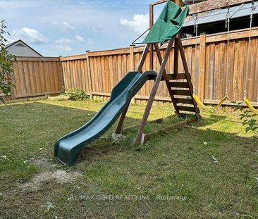 For Lease - 292 Remembrance Drive, Brampton, Ontario - Photo 4