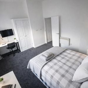 Pocklingtons Walk, Leicester - Photo 2