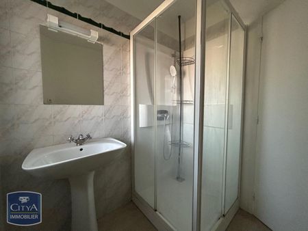 Location Appartement 3 pièces 55m² RIBERAC 24600 - Photo 3