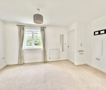 4 bed semi-detached house to rent in Hollyhock Way, Paignton, TQ4 - Photo 4