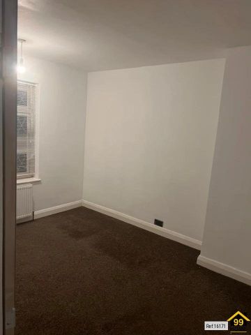 3 bed Detached in Hipswell Highway , Coventry, CV2 5FG - Photo 3