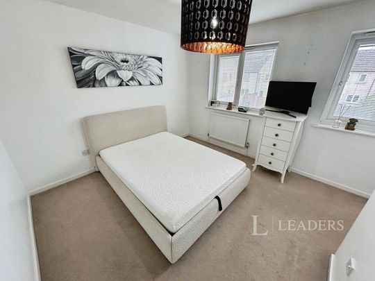 2 bedroom end of terrace house to rent - Photo 1