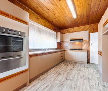 20 Hosken Street, Reservoir - Photo 1
