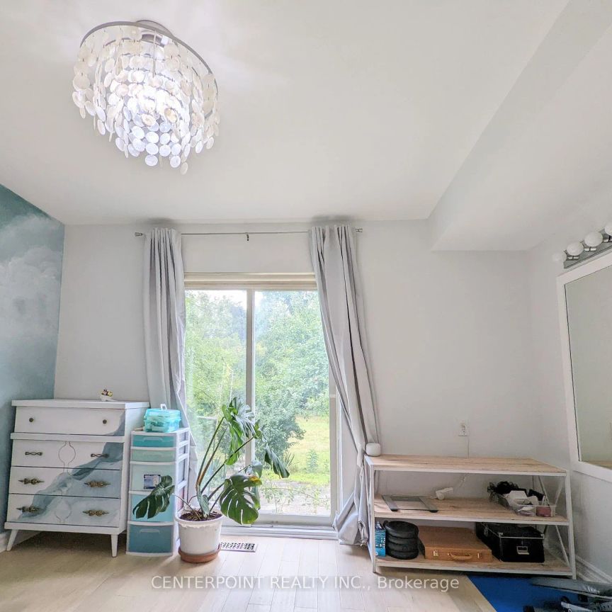 Detached Home For Lease | N9235799 - Photo 1