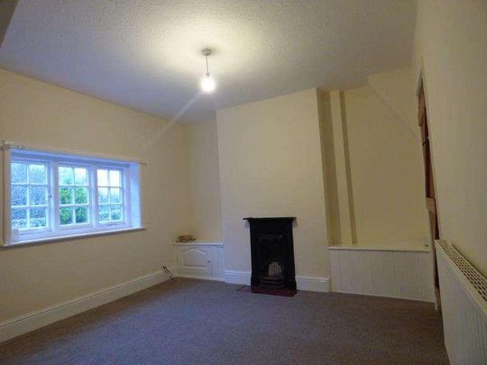 Madresfield Village, Malvern, Worcestershire, WR13 - Photo 1