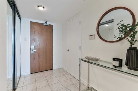 For Lease - 38 Elm Street Unit# 2001, Toronto, Ontario - Photo 2