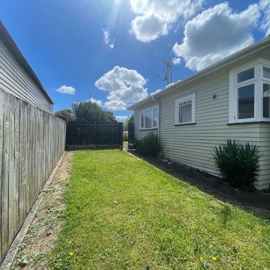 68 Jellicoe Road, Manurewa, Auckland - Photo 1