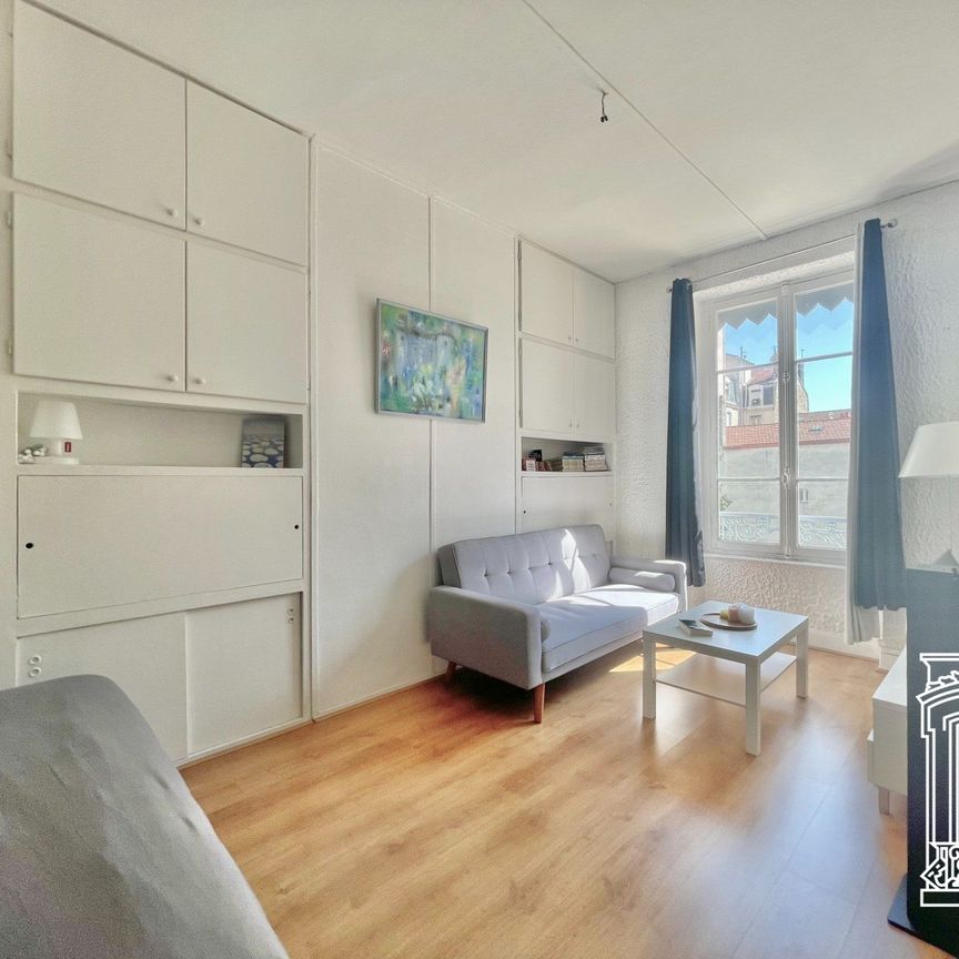 Location Appartement 1 pièce 31m² LYON 7ème - Photo 1