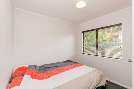 MASSEY - Quiet Cul-De-Sac 3 bedroomer - Photo 3