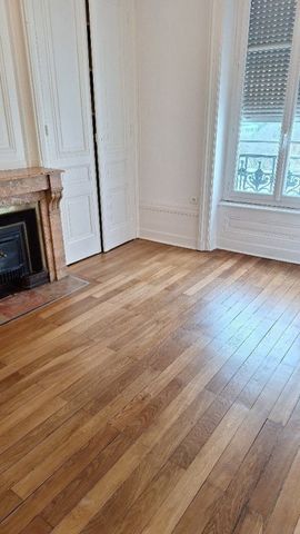 APPARTEMENT T3 A LOUER - Photo 2