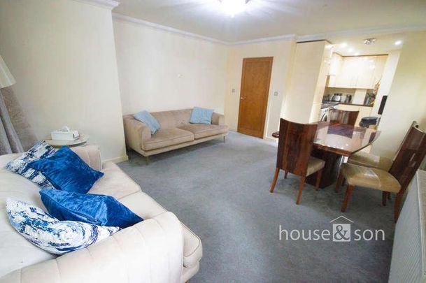 Queens Park Avenue, BH8 - Photo 1