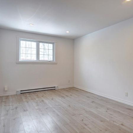 3 1/2 rénové à neuf à St-Eustache - Libre maintenant - TOUT INCLUS - Photo 4