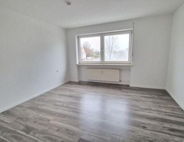 Schöne WG Wohnung 3 Zimmer, Wohnküche, Terrasse - Foto 1