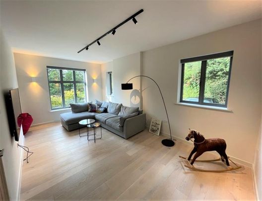 6 Bedroom Detached To Let - Photo 1