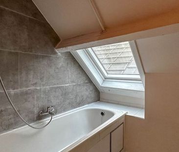 Appartement te huur in Tournai voor € 500 met 2 slaapkamers - Foto 4