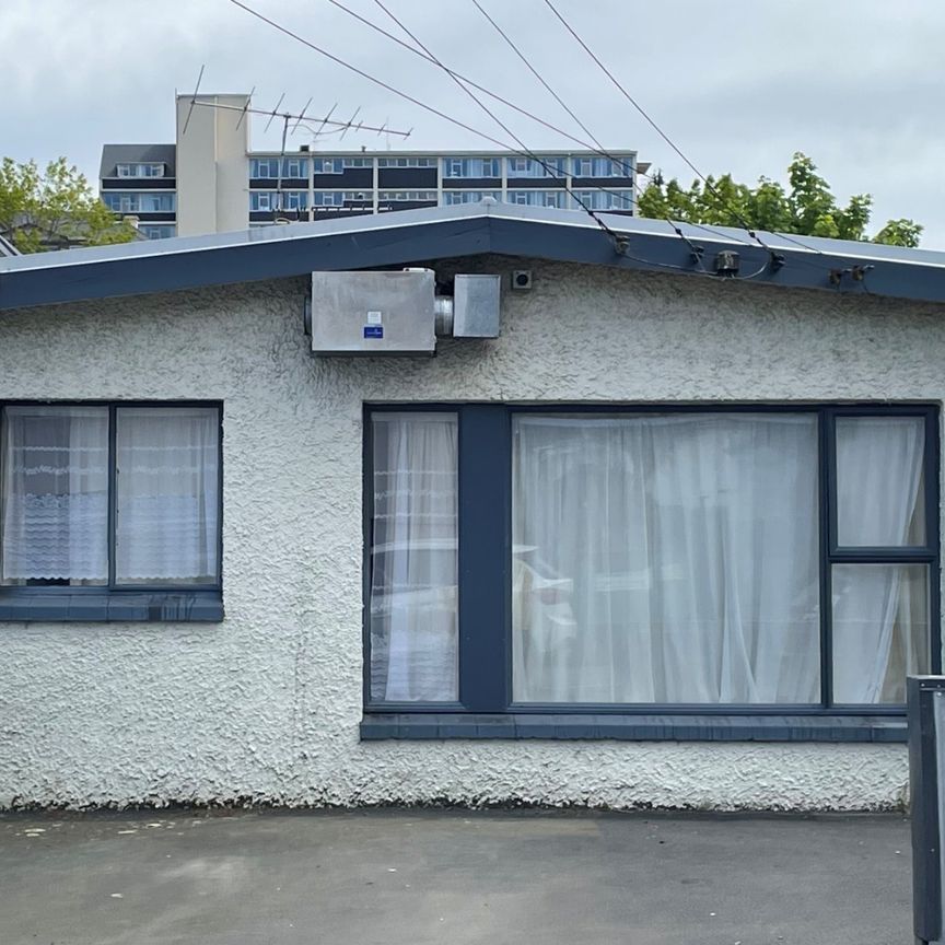 126 Harbour Terrace, North Dunedin - Photo 1