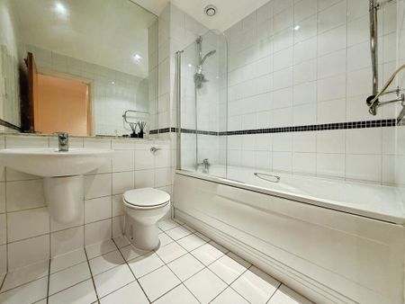 2 bedroom flat to rent - Photo 5