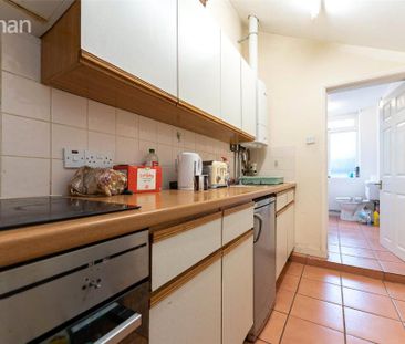 3 bedroom terraced house to rent - Photo 3