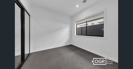 Discover Modern Elegance and Family Comfort in the Heart of Wollert! - Photo 3