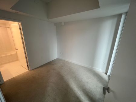For Lease - 238 Simcoe Street Unit# 1808, Toronto, Ontario - Photo 2