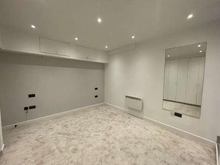 Victoria Road, Ruislip, HA4 - Photo 3