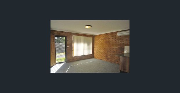 IDEAL LOCATION! - Photo 1