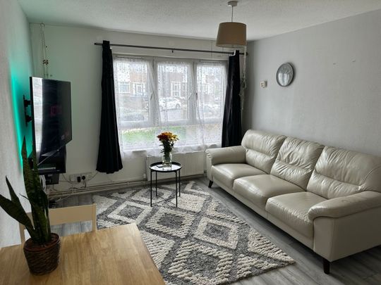 2 Bed Maisonette, The Heights, SE7 - Photo 1