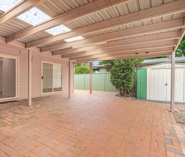 Charming 3-Bedroom Family Home in the Heart of Pitt Town! - Photo 5