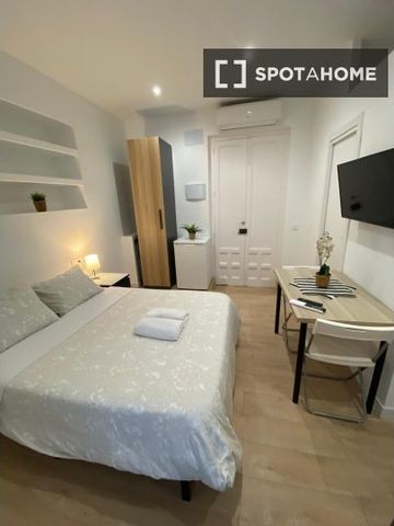 madrid, Community of Madrid 28015 - Foto 3