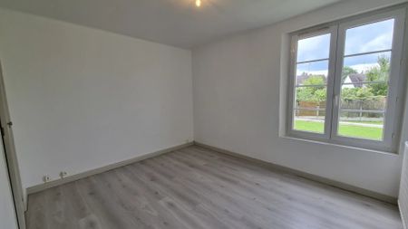 Dans un petit immeuble tranquille : trois pièces - Photo 4