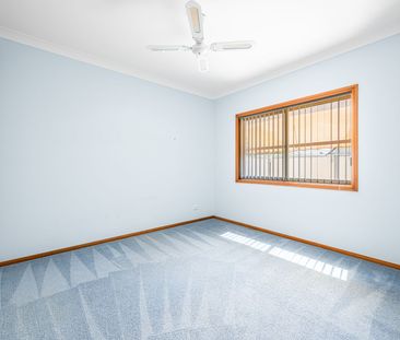 NEAT & COMPLETE - Photo 5