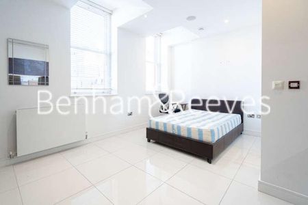 Albany House, Judd Street, WC1H - Photo 4