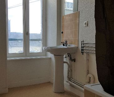 Location Appartement 1 pièce 35m² - Photo 3