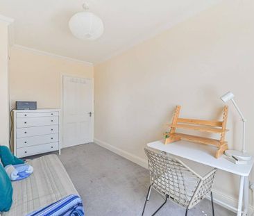 2 bedroom maisonette to rent - Photo 5