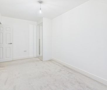 5 bedroom detached house to rent - Photo 1