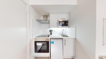 Studio to rent - Photo 5