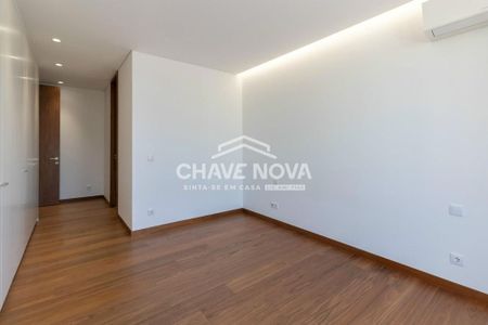 4 bedroom luxury Apartment for rent in Santa Maria da Feira, Portugal - Photo 2