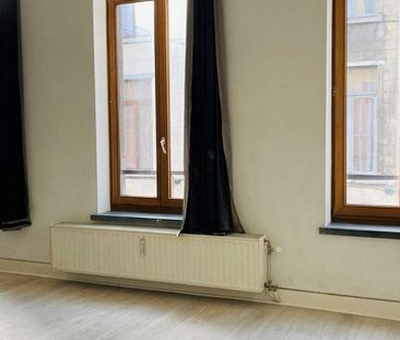 Woning te huur in Sint-Joost-ten-Node voor € 2.750 met 4 slaapkamers - Photo 4