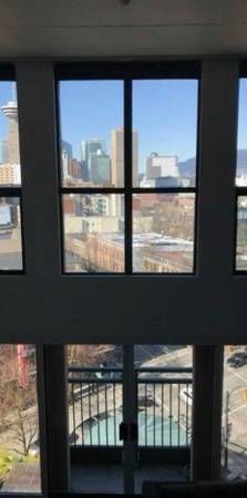 1 bed 1 bath 2-Level New York Style Loft with 16ft Ceilings and Panoramic views - Photo 1