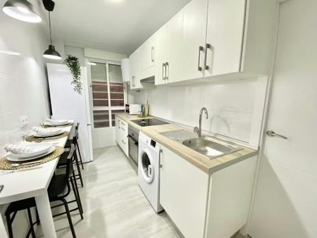 Avenida de los Ángeles, Getafe, Community of Madrid 28903 - Photo 5